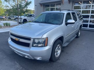 Used 2014 Chevrolet Suburban LT image 1