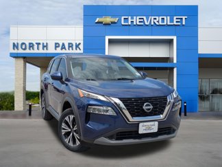 Used 2023 Nissan Rogue SV image 1