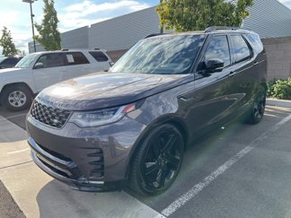 Used 2023 Land Rover Discovery HSE R-Dynamic image 1