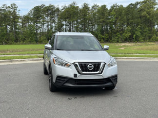 Used 2019 Nissan Kicks SV image 1