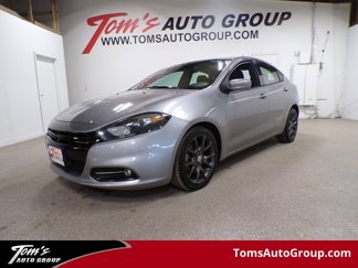 Used 2015 Dodge Dart SXT image 1