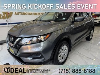 Used 2020 Nissan Rogue Sport S image 1