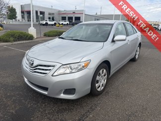 Used 2011 Toyota Camry LE image 1