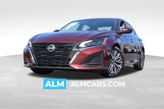 Used 2023 Nissan Altima 2.5 SV image 1