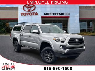 Used 2017 Toyota Tacoma SR5 image 1