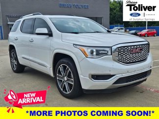 Used 2019 GMC Acadia Denali w/ Technology Package image 1