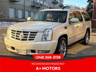Used 2011 Cadillac Escalade ESV Luxury image 1