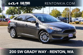 Used 2015 Ford Focus SE image 1