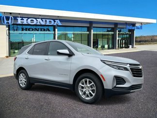 Used 2022 Chevrolet Equinox LT image 1