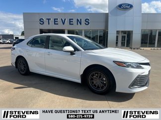 Used 2023 Toyota Camry LE image 1