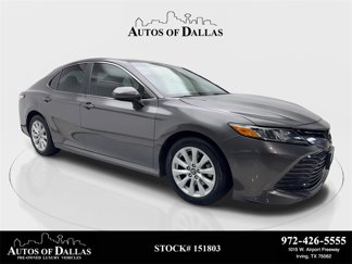 Used 2018 Toyota Camry L image 1