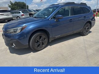 Used 2019 Subaru Outback 2.5i Limited w/ Popular Package #2 image 1