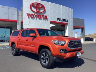 Used 2018 Toyota Tacoma TRD Sport image 1