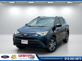 Used 2018 Toyota RAV4 LE image 1