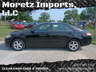 Used 2011 Toyota Camry LE image 1