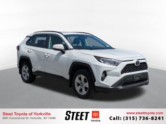 Used 2021 Toyota RAV4 XLE image 1