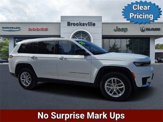 Certified 2023 Jeep Grand Cherokee L Laredo image 1