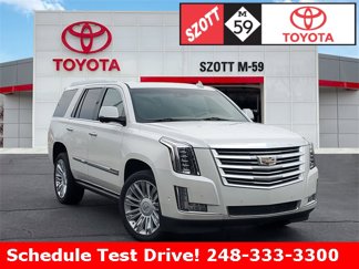 Used 2017 Cadillac Escalade Platinum image 1