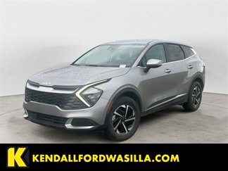 Used 2023 Kia Sportage LX image 1
