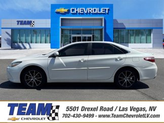 Used 2017 Toyota Camry XSE image 1