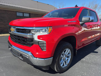 Used 2025 Chevrolet Silverado 1500 LT w/ Protection Package image 1