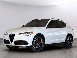 New 2025 Alfa Romeo Stelvio Sprint w/ Veloce Package image 1