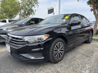 Used 2019 Volkswagen Jetta SE image 1