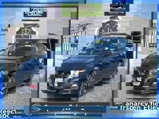Used 2021 Nissan Altima 2.5 SV w/ SV Premium Package image 1
