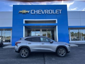 New 2025 Chevrolet Trax LT w/ Driver Confidence Package image 1