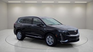 New 2025 Cadillac XT6 Luxury image 1
