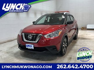 Used 2018 Nissan Kicks SV image 1