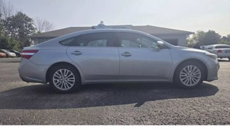 Used 2015 Toyota Avalon Limited image 1