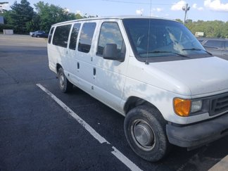 Used 2003 Ford E-350 and Econoline 350 Club Wagon image 1