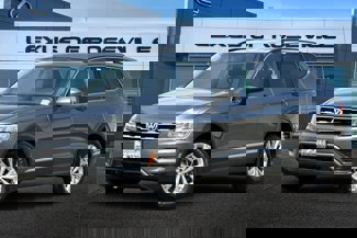 Used 2018 Volkswagen Tiguan SE image 1