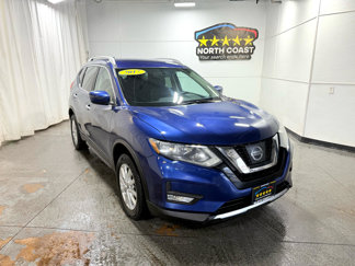 Used 2017 Nissan Rogue SV image 1