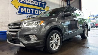 Used 2017 Ford Escape SE w/ Equipment Group 201A image 1