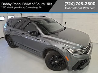 Used 2022 Volkswagen Tiguan SE R-Line image 1