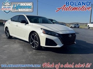 Used 2024 Nissan Altima 2.5 SR w/ SR Premium Package image 1