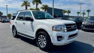 Used 2017 Ford Expedition XLT image 1