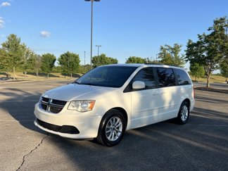 Used 2013 Dodge Grand Caravan SXT image 1