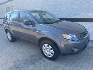 Used 2007 Mitsubishi Outlander ES image 1