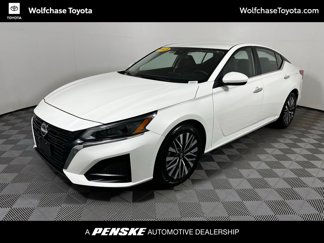 Used 2023 Nissan Altima 2.5 SV image 1