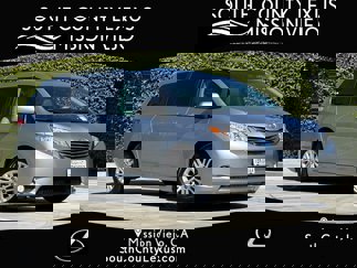 Used 2013 Toyota Sienna image 1