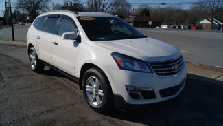 Used 2013 Chevrolet Traverse LT image 1