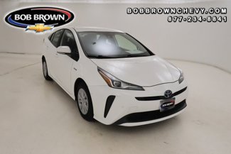 Used 2022 Toyota Prius LE image 1