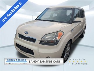 Used 2011 Kia Soul ! image 1