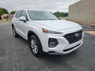 Used 2019 Hyundai Santa Fe SE image 1