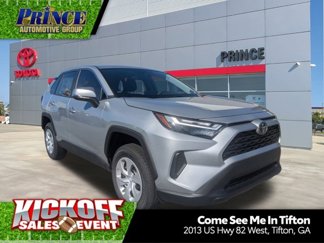 New 2024 Toyota RAV4 LE video 1