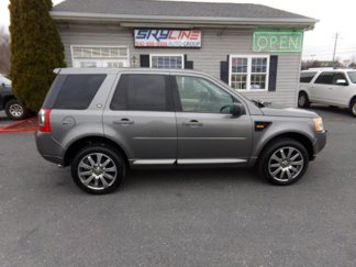 Used 2008 Land Rover LR2 HSE image 1