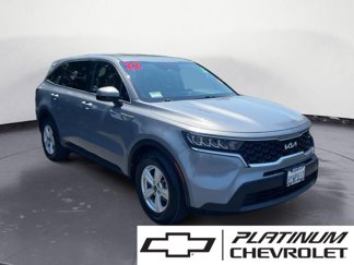 Used 2022 Kia Sorento LX image 1